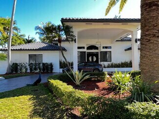 Building Photo - 17615 SW 80th Ct