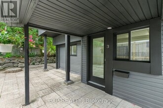 Building Photo - 564-564 Brunel St