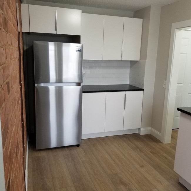 Foto del edificio - 270 Pleasant St