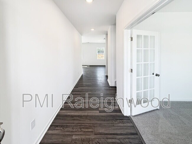 Foto del edificio - 5823 Millstone Wy