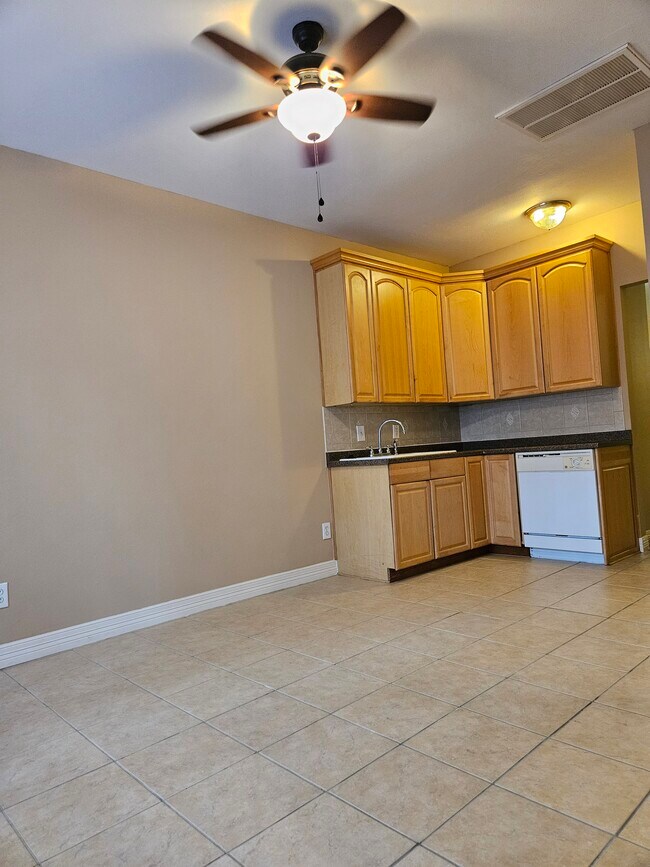Foto del edificio - 4110 Woodhead St
