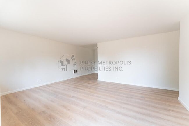 Building Photo - 2 bedroom in Renton WA 98055