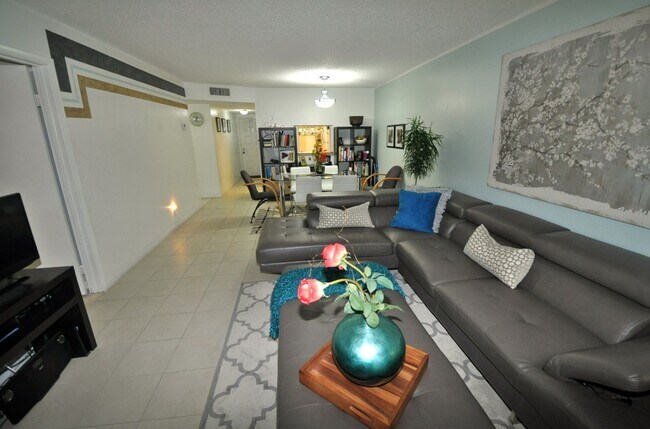 Foto del edificio - Limited-Time Offer: Get 1 Month FREE Rent ...