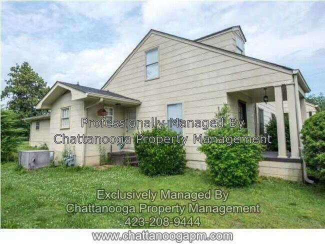 Building Photo - Convenient Duplex Unit in East Ridge