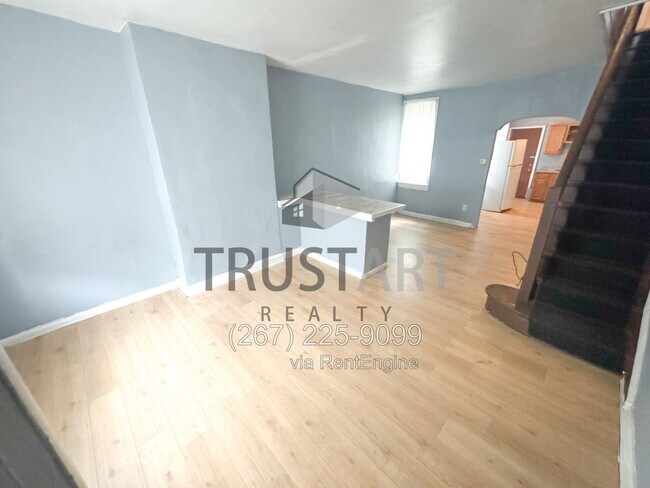 Foto del edificio - 3110 Custer St