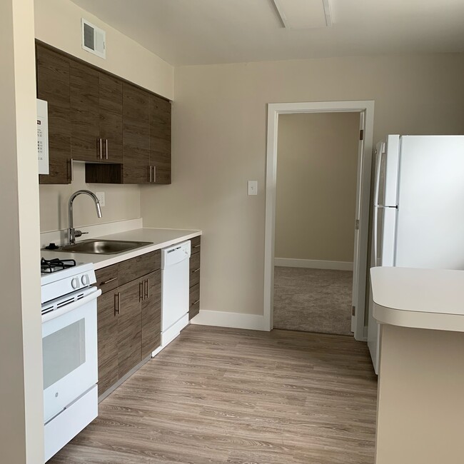 PINE MANOR APARTMENTS Apartments in Philadelphia, PA