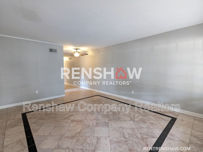 Building Photo - 1055 Treadwell St
