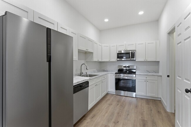 Foto del edificio - 2303 Parkview Ave