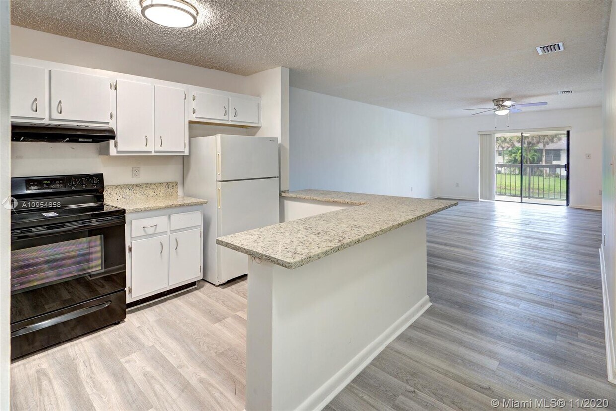 741 N Pine Island Rd, Plantation, FL 33324 Townhome Rentals in