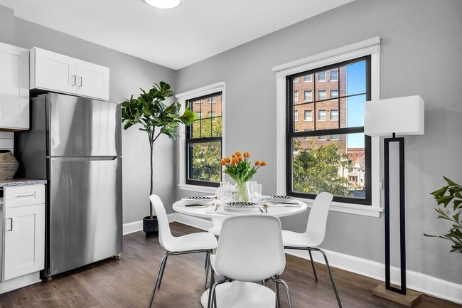 Photo - University East Apartments