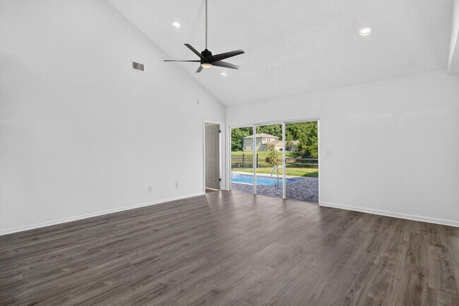 Foto del edificio - 7812 Linkside Dr