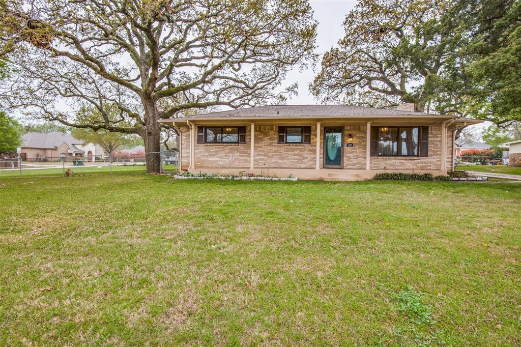 Primary Photo - 533 E Sandy Lake Rd