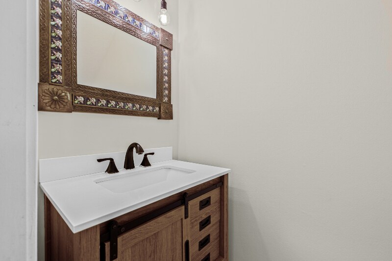 Foto principal - 110 Commonwealth Ct N