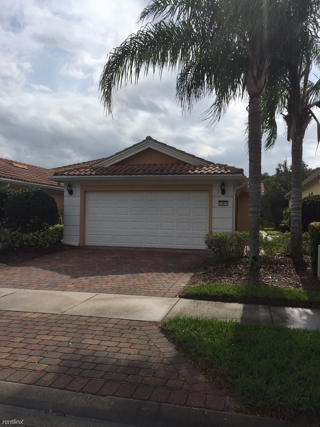 Primary Photo - 11871 Fiore Dr