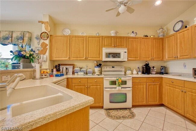 Building Photo - 4015 Palm Tree Blvd