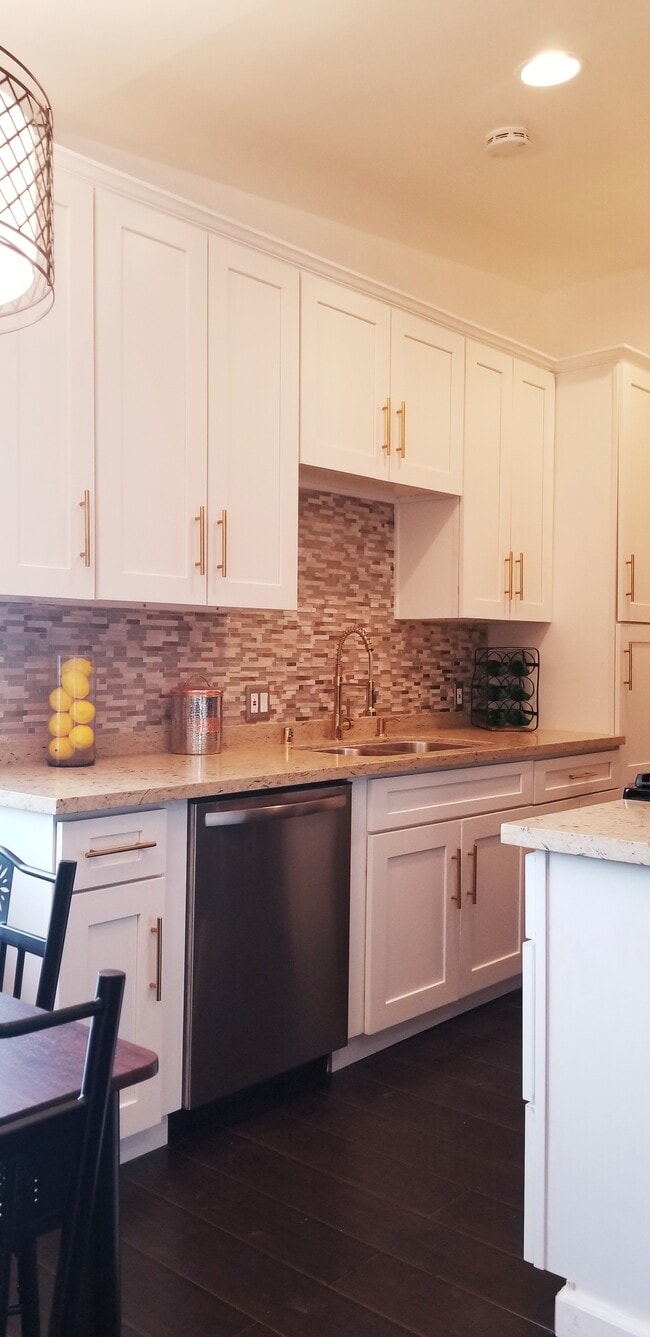 Building Photo - 1517 18th St