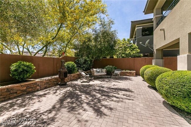 Foto del edificio - 10629 Agate Knoll Ln