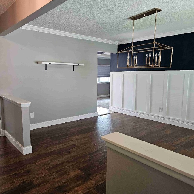 Foto del edificio - 3044 Willow Bend Dr