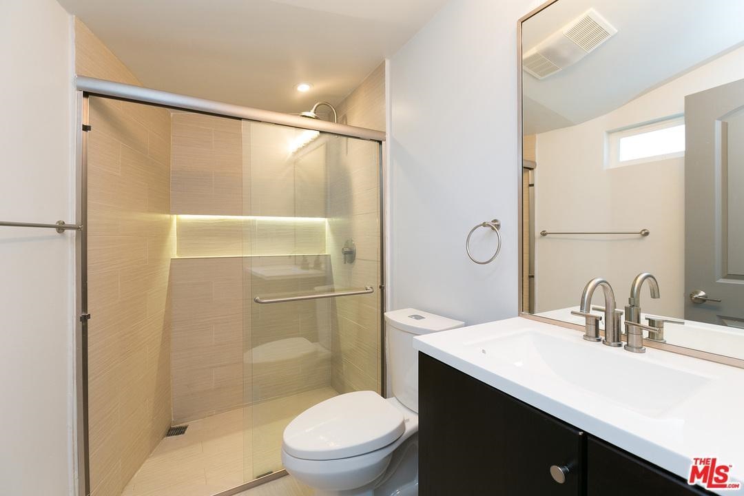 Bathroom - 130 S Hoover St
