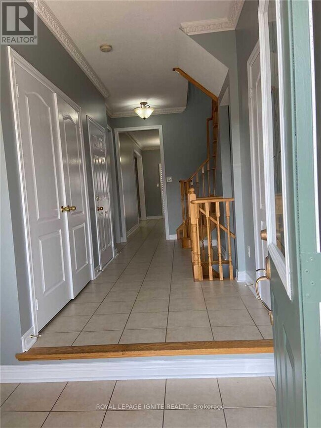 Building Photo - 23 Royal Vista Rd