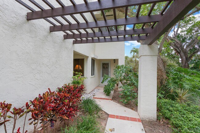 Foto del edificio - 204 Sea Oats Dr
