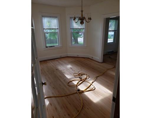 Building Photo - 31 Mulberry St