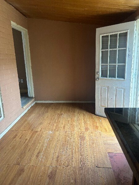 Foto del edificio - 155 E 15th Ave