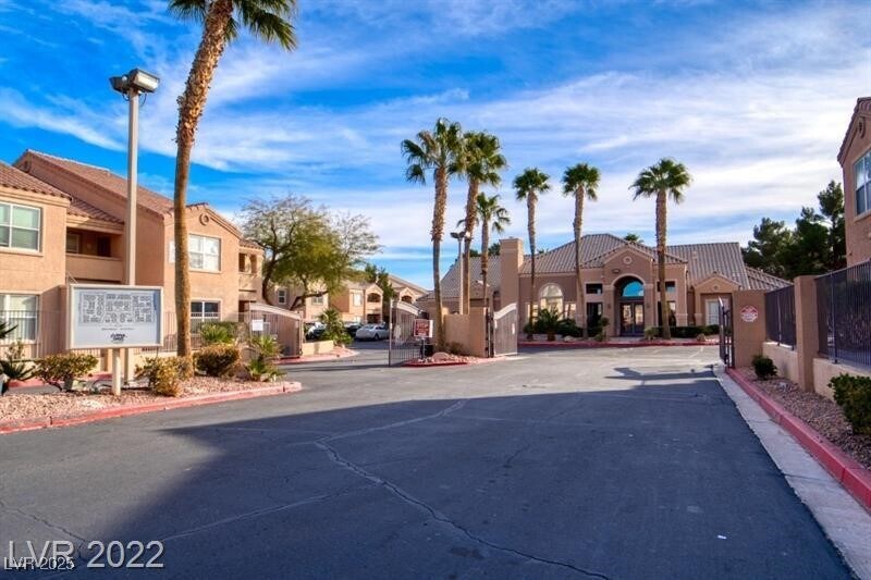 Foto del edificio - 8101 W Flamingo Rd