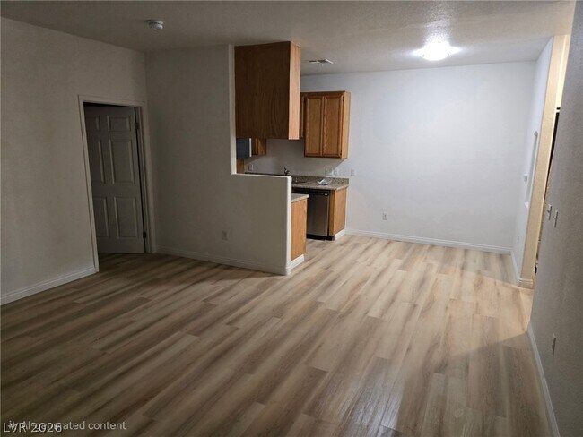 Foto del edificio - 4730 E Craig Rd