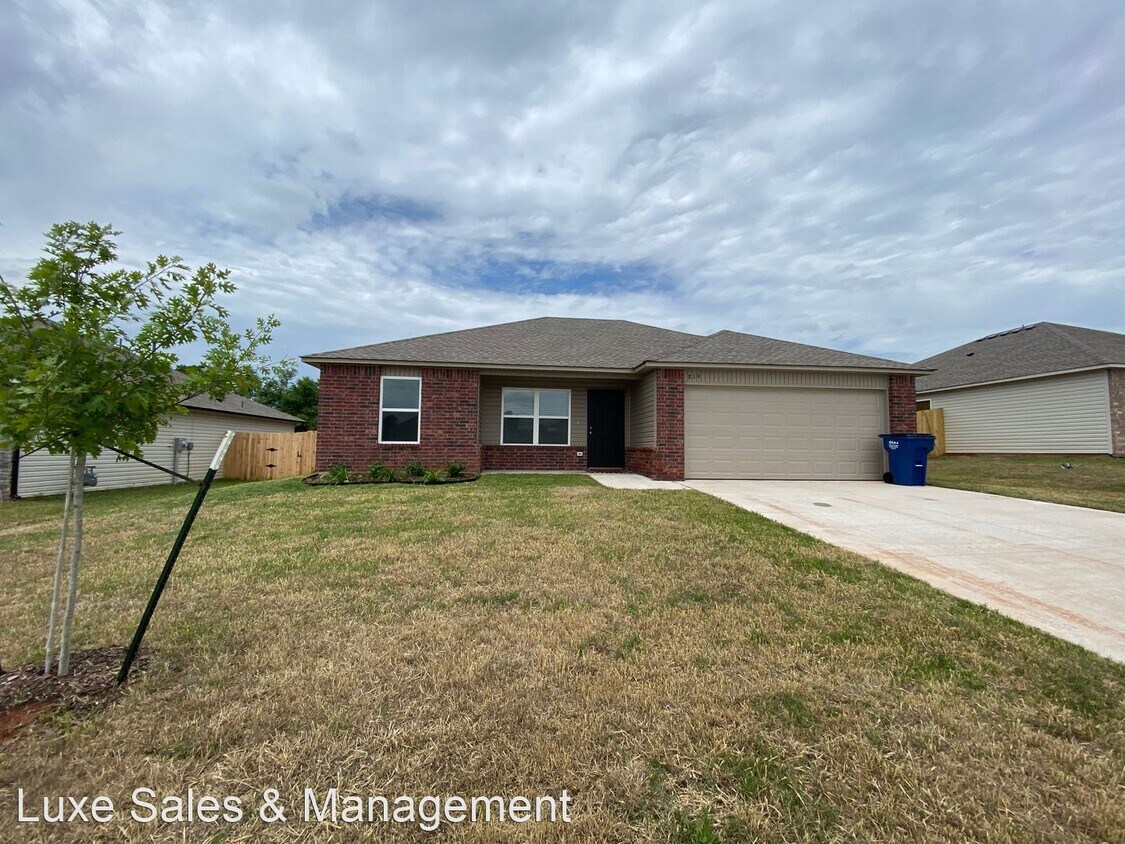 3 br, 2 bath House A 819 W. Judy Drive House for Rent in Mustang