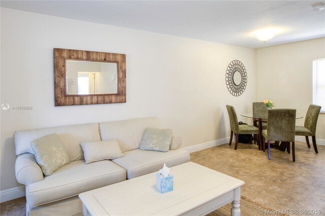 Building Photo - 4209 Sea Grape Dr