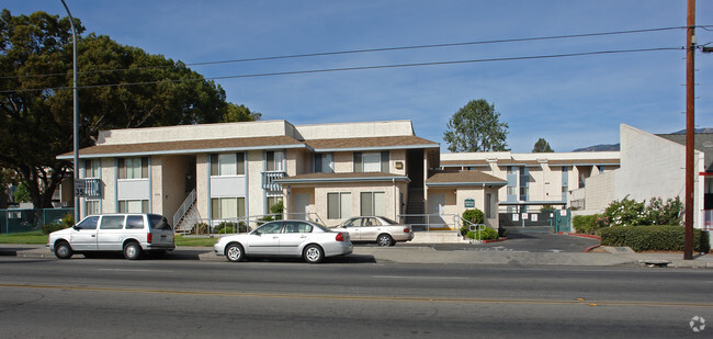 Foto del edificio - Community Arms Apartments