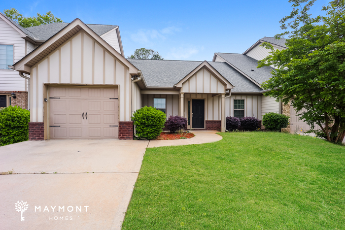 Foto principal - 105 Colony Park Ln