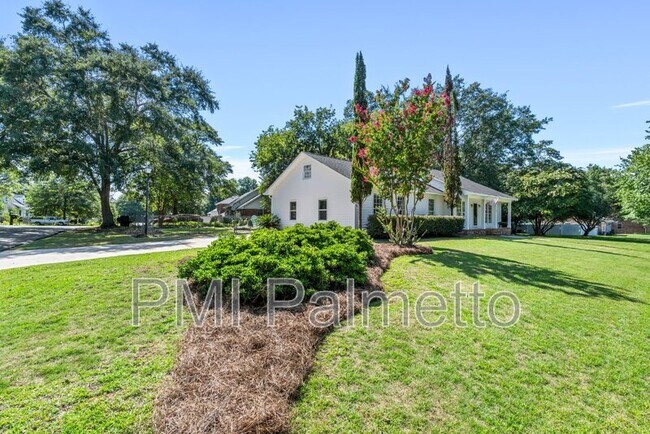 Building Photo - 140 Duchess Trail