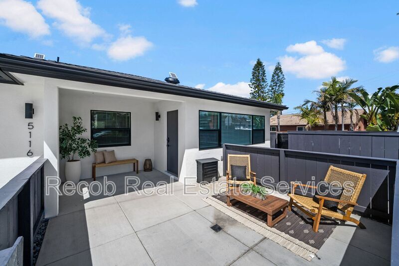 Primary Photo - 5106-5116 69th St