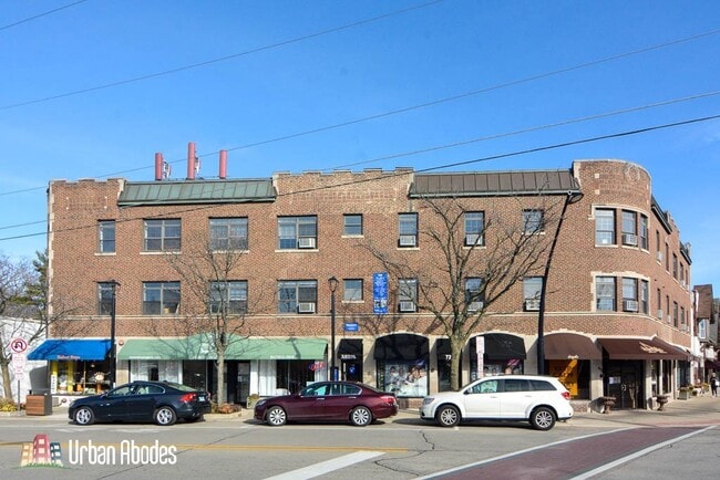 Building Photo - 727 Saint Johns Ave