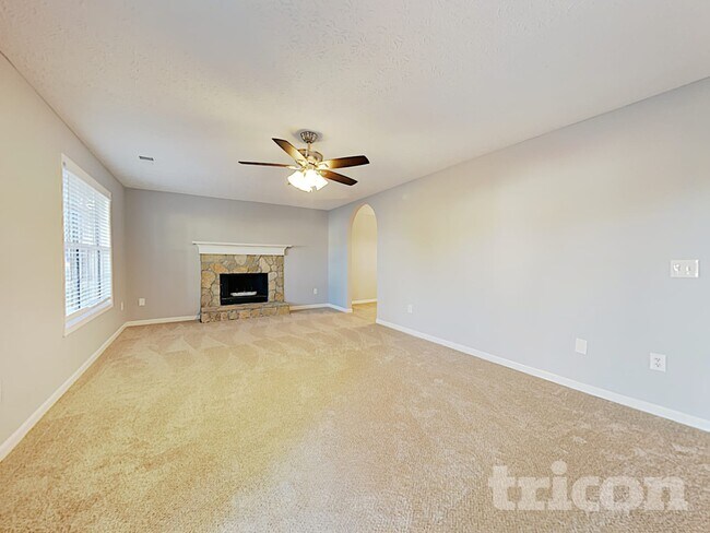 Building Photo - 3940 Michaels Creek Way