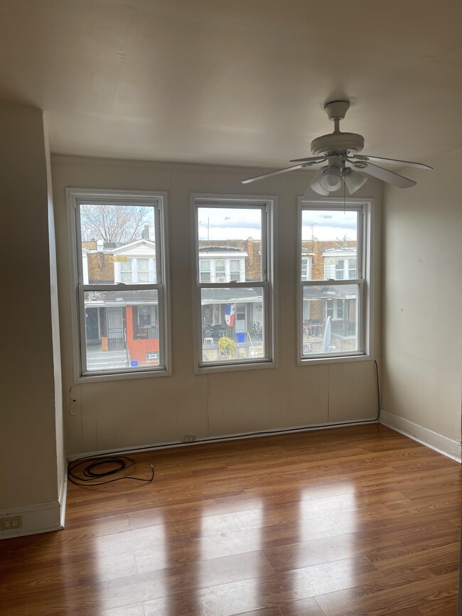 Building Photo - 4635 Hurley St