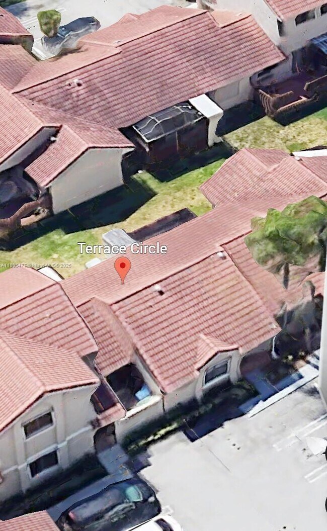 Foto del edificio - 6024 NW 172nd Terrace