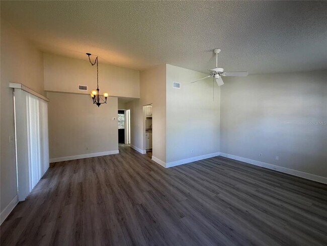 Foto del edificio - 14 Birdie Dr