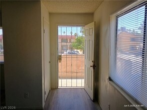 Building Photo - 6228 Ilanos Ln