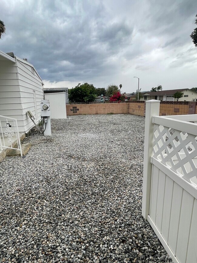 Building Photo - 270 San Mateo Cir