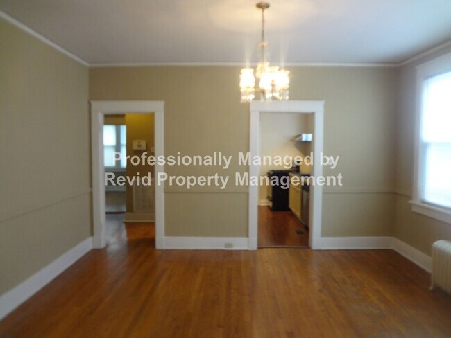 Building Photo - 29 N Cox St