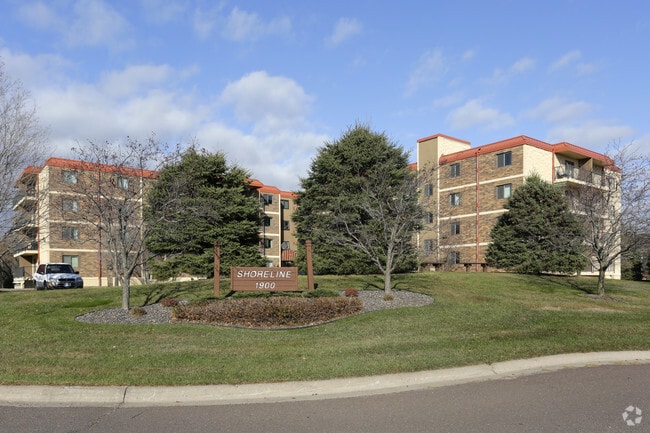 Building Photo - Baypoint Shoreline