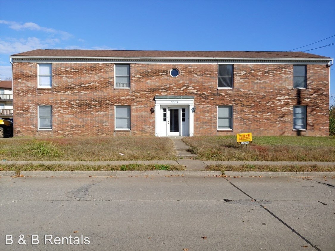 Primary Photo - 3002 Themis St