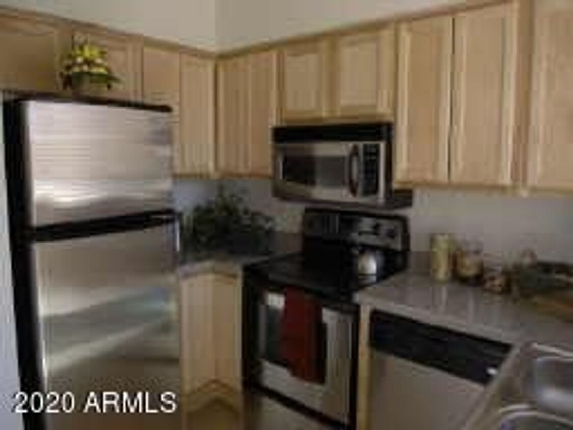 Primary Photo - 11640 N 51ST AVE #101