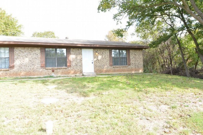 Building Photo - 3410 Auction Barn Rd Unit A Belton