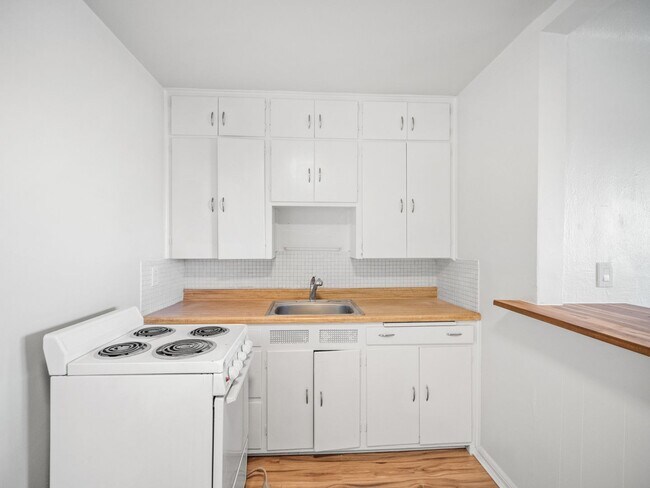 Foto del edificio - GREAT LOWER SOUTH HILL LOCATION CLOSE TO H...
