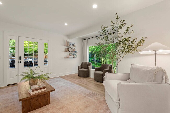 Foto del edificio - 125 Little Willow Cir