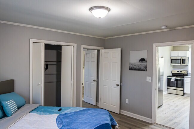 Foto del edificio - 4152 Baker St NE